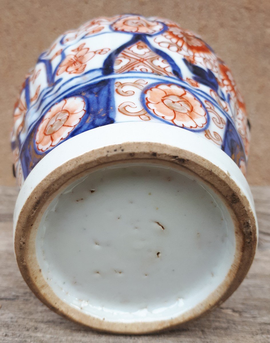 Vase Couvert Japonais En Porcelaine d'Arita à Décor Imari, Japon époque d'Edo-photo-6