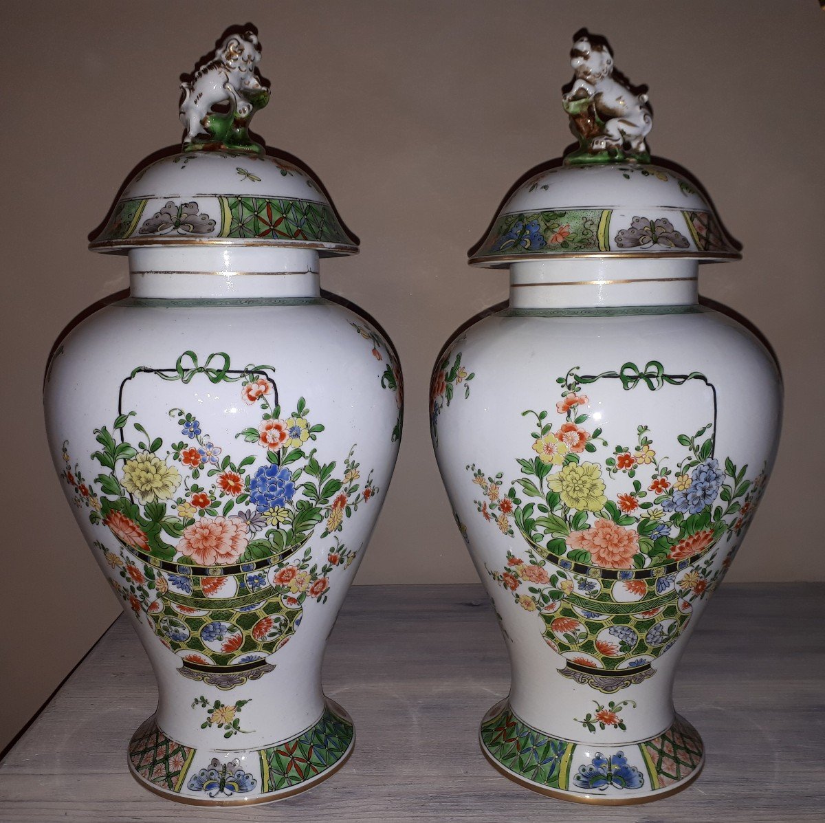 Paire De Vases De Style Famille Verte, Samson XIXe