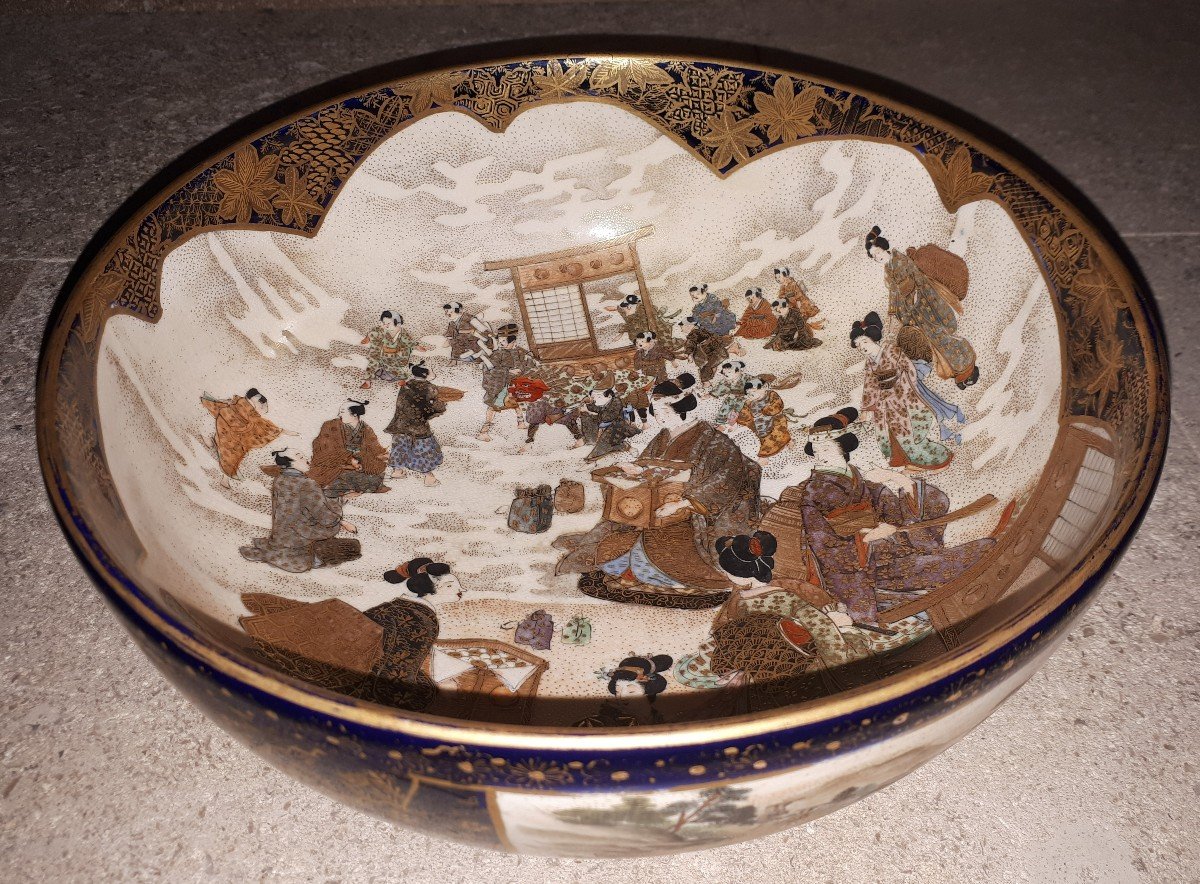 Large Satsuma Earthenware Cup, Meiji Era Japan