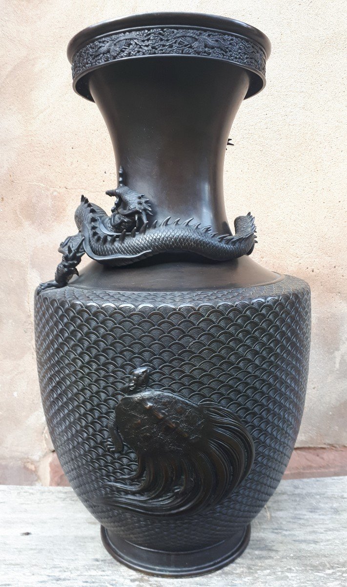 Important Japanese Bronze Vase By Izumi Seijo, Meiji Era Japan-photo-1