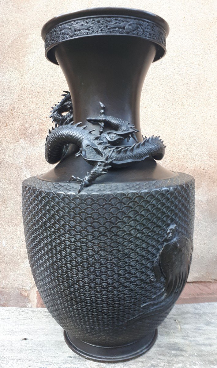 Important Japanese Bronze Vase By Izumi Seijo, Meiji Era Japan-photo-2