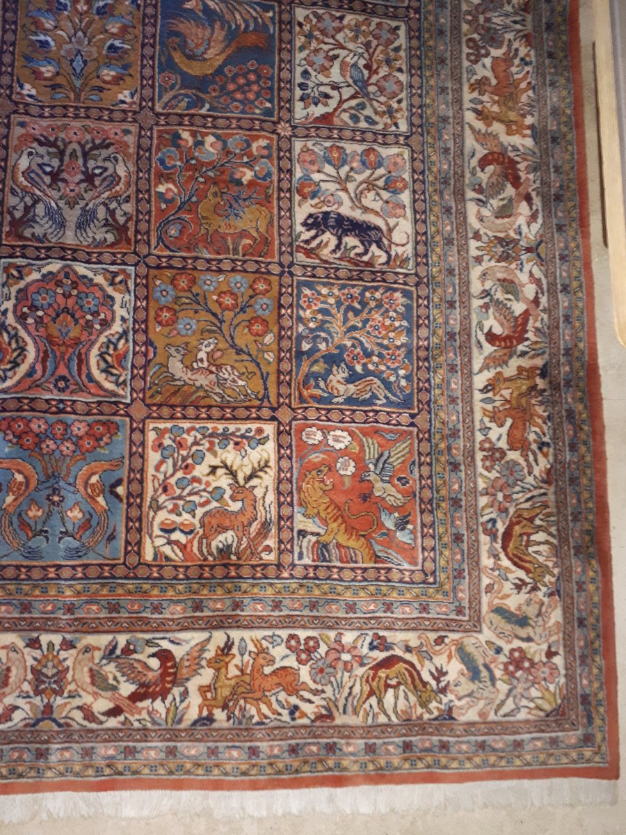 Handmade Persian Bakthiar Oriental Rug, Iran Circa 1980-photo-3