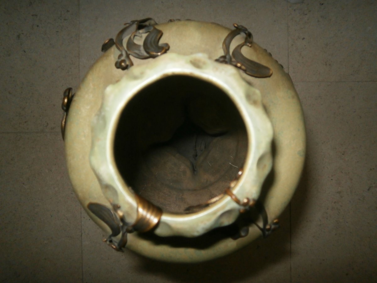 Sandstone Art Nouveau Vase In A Brass Frame-photo-2