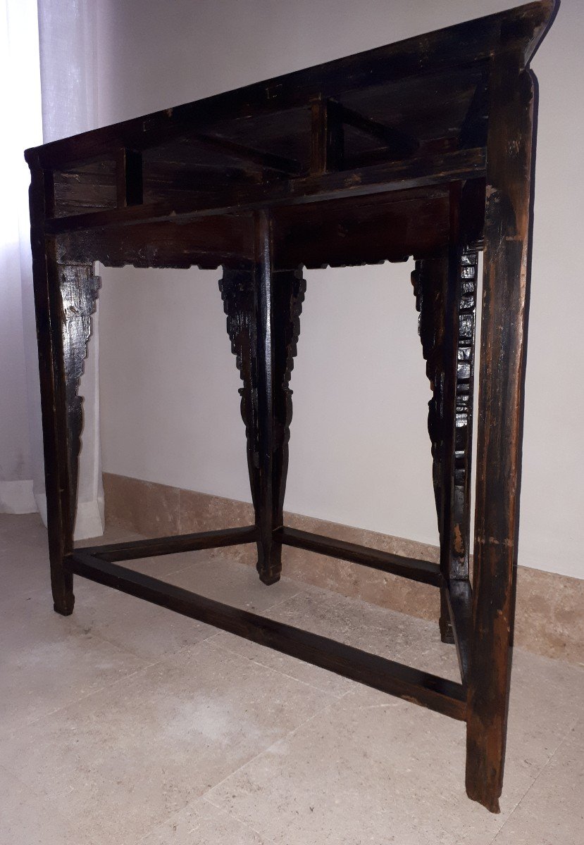 Old Chinese Lacquered Wood Console, Qing Dynasty China-photo-2