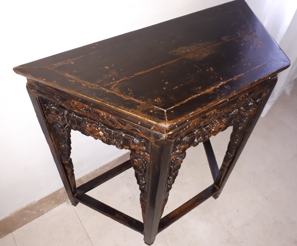 Ancienne Console Chinoise En Bois Laqué, Chine Dynastie Qing-photo-3