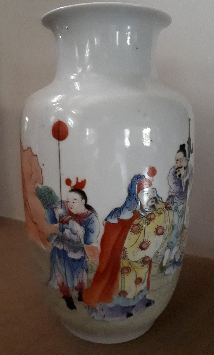 Vase Chinois En Porcelaine Marque Hongxian, Chine Période République-photo-1