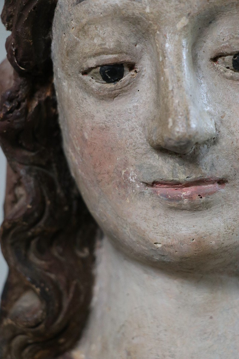 Carved Wooden Head Of A Saint-photo-3