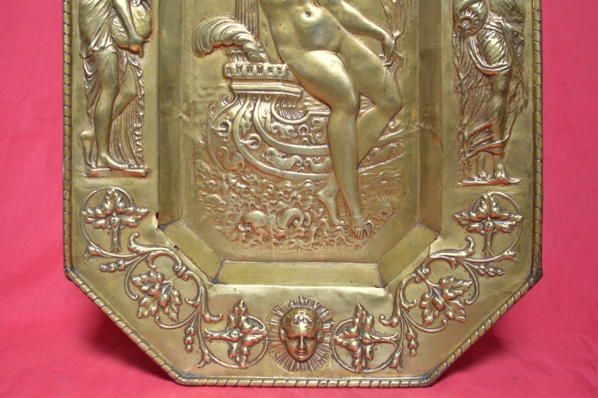 Large Ceremonial Platter After Jean Goujon - Repoussé Brass - 19th Century Renaissance Style-photo-4