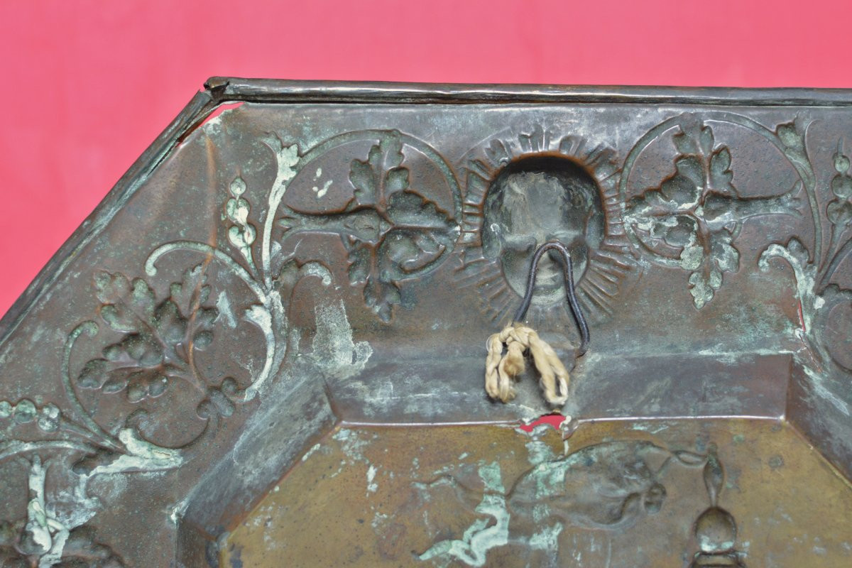Large Ceremonial Platter After Jean Goujon - Repoussé Brass - 19th Century Renaissance Style-photo-6