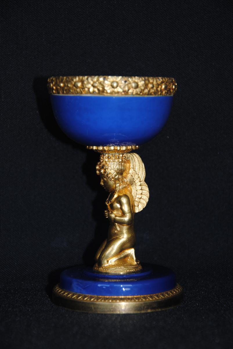 Opaline Cup And Golden Bronze-photo-2