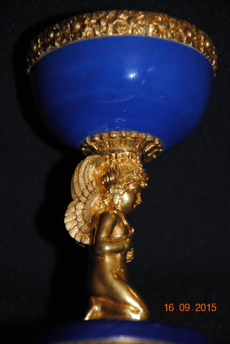 Opaline Cup And Golden Bronze-photo-6