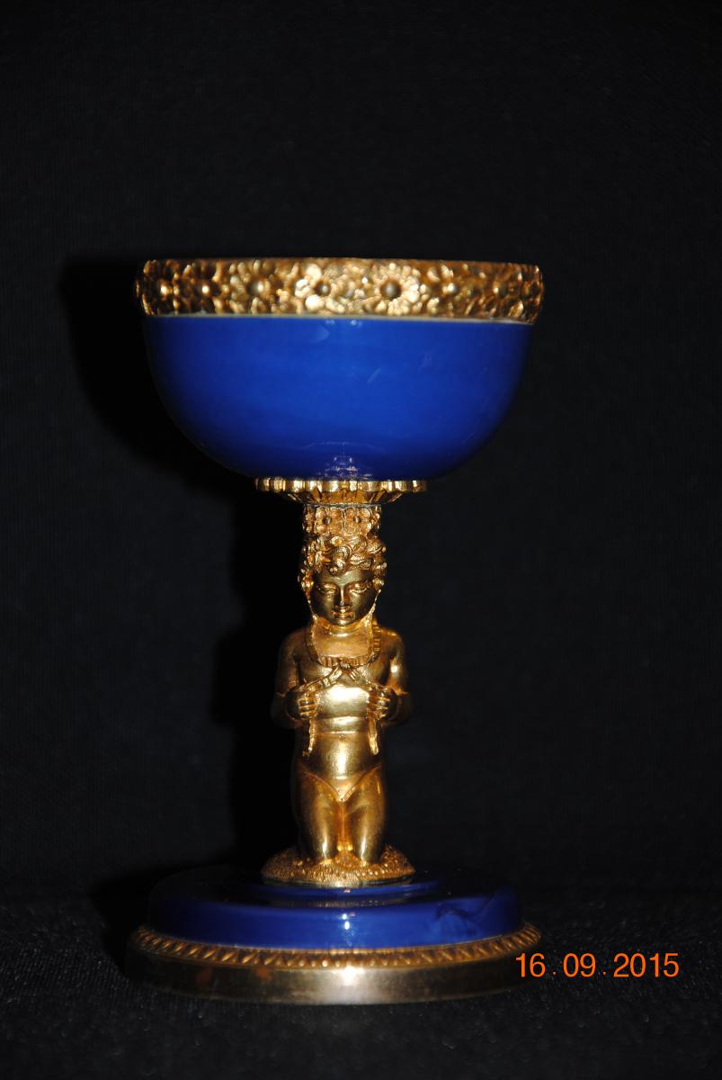 Opaline Cup And Golden Bronze-photo-7
