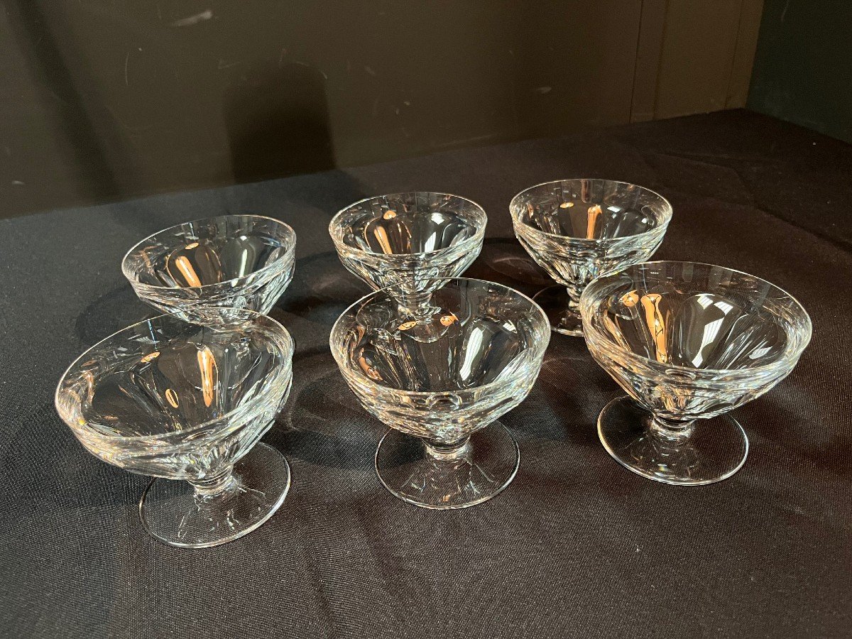 6 coupes à champagne en cristal de Baccarat, modèle Talleyrand