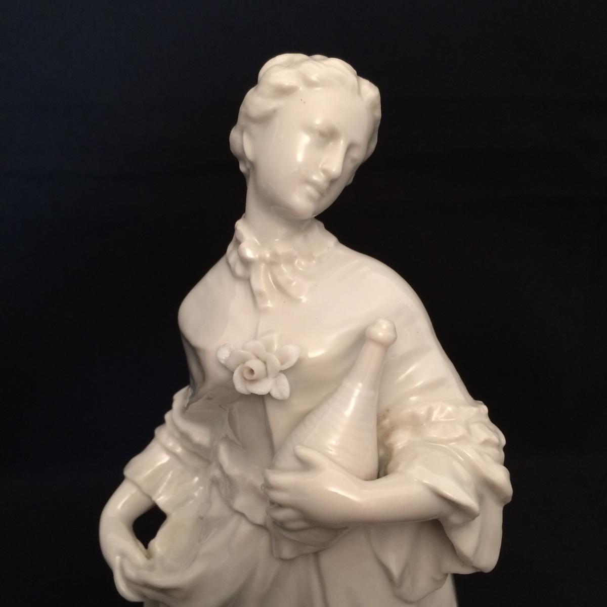 Figure Of Donna Martina, Model From Franz Anton Bustelli-photo-3