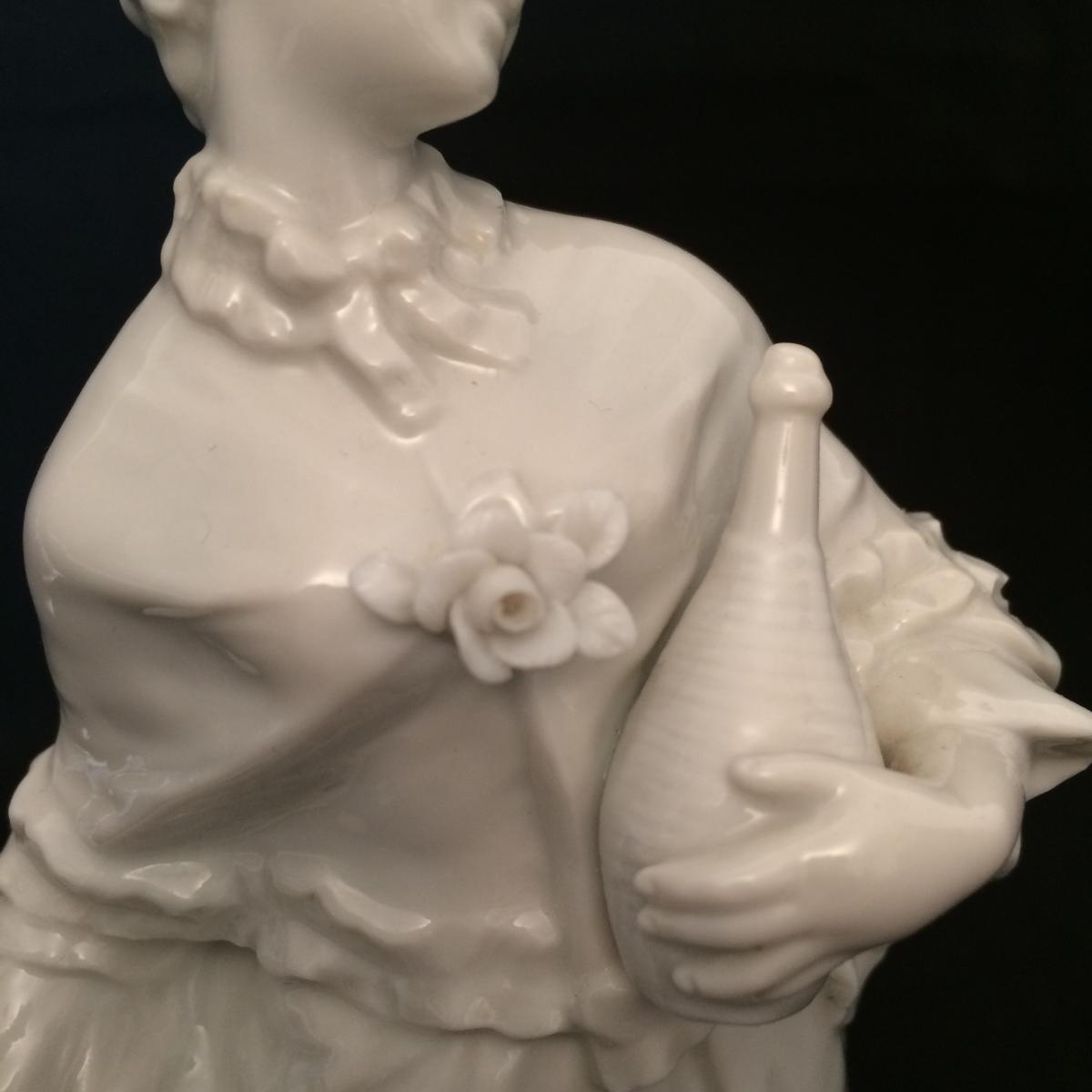 Figure Of Donna Martina, Model From Franz Anton Bustelli-photo-7