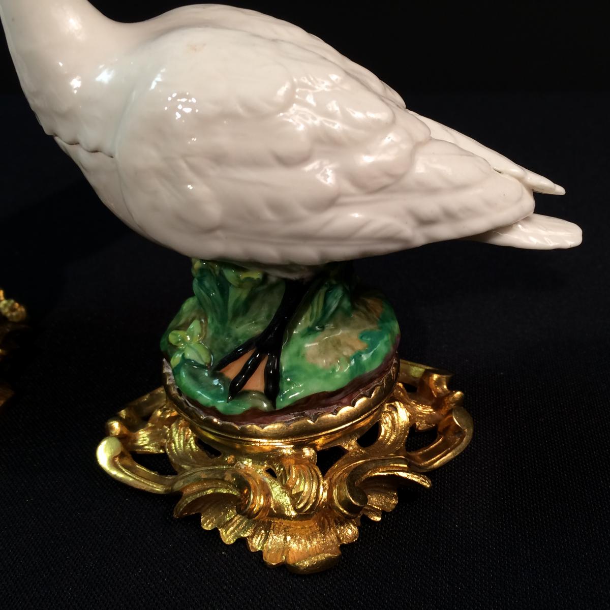 Pair Of Swans In Paris Porcelain-photo-4