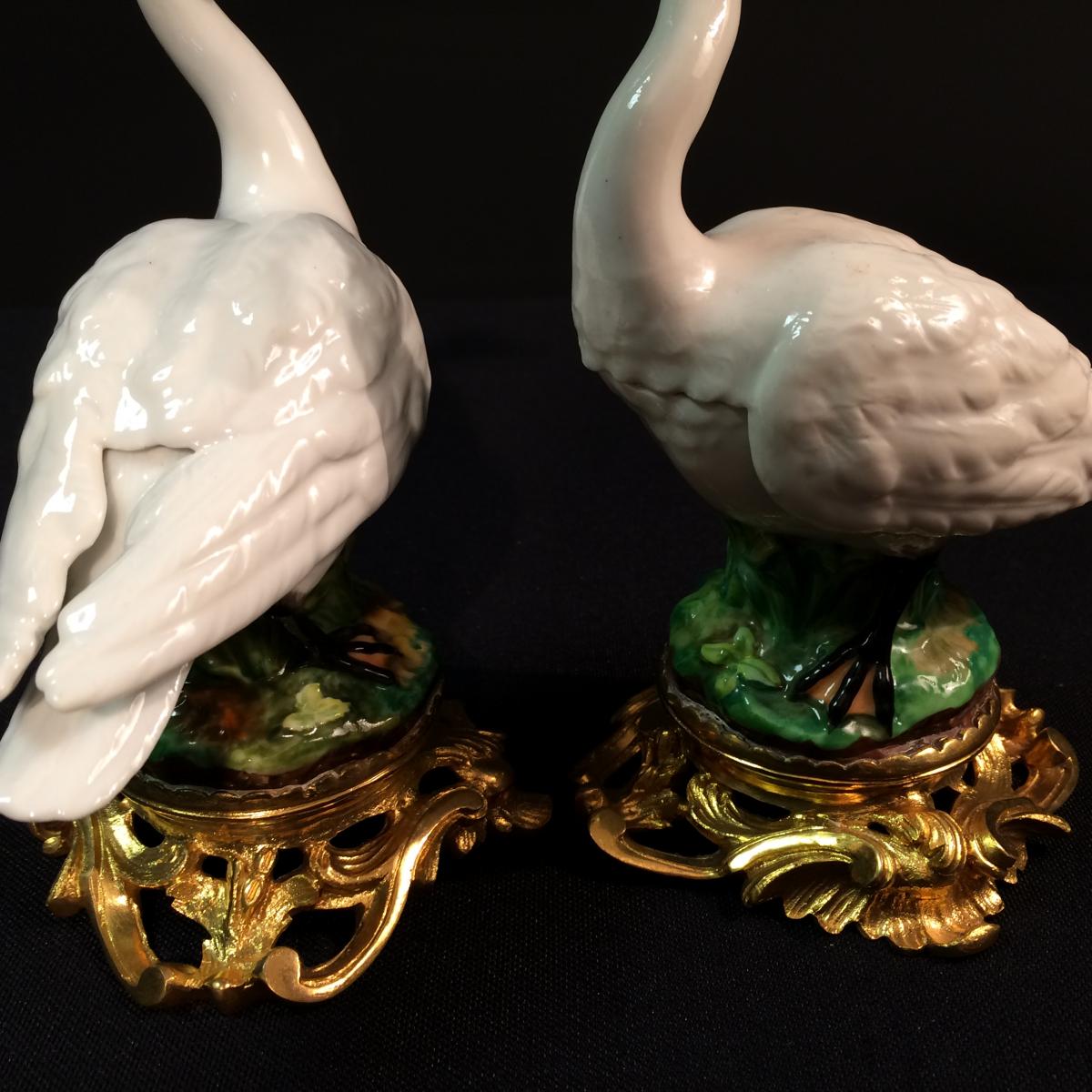 Pair Of Swans In Paris Porcelain-photo-5