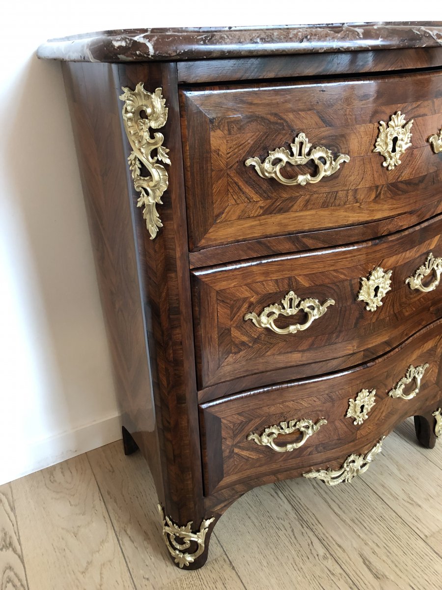 Petite commode Régence estampillée NB pour Nicolas Berthelmi, début XVIIIème-photo-3