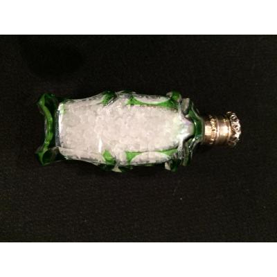 Flacon à sel en cristal taillé
