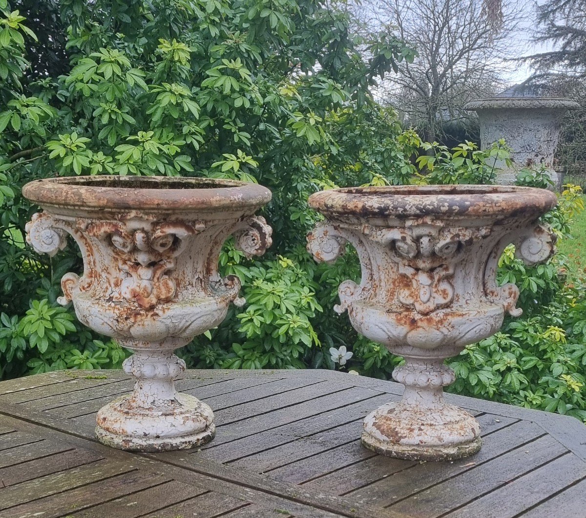 Paire De Vasques En Fonte...  XVIII/xixièm