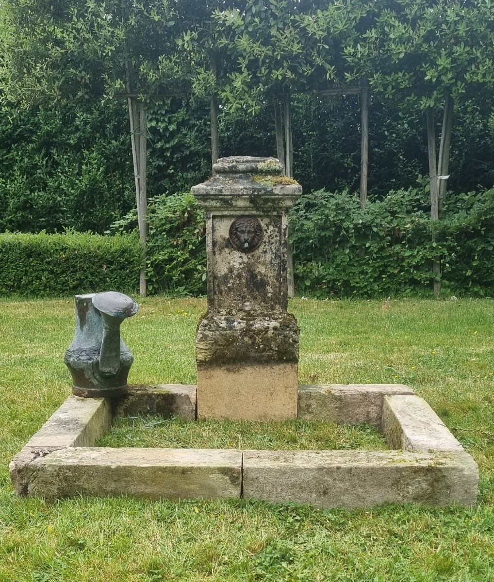 Old Fountain