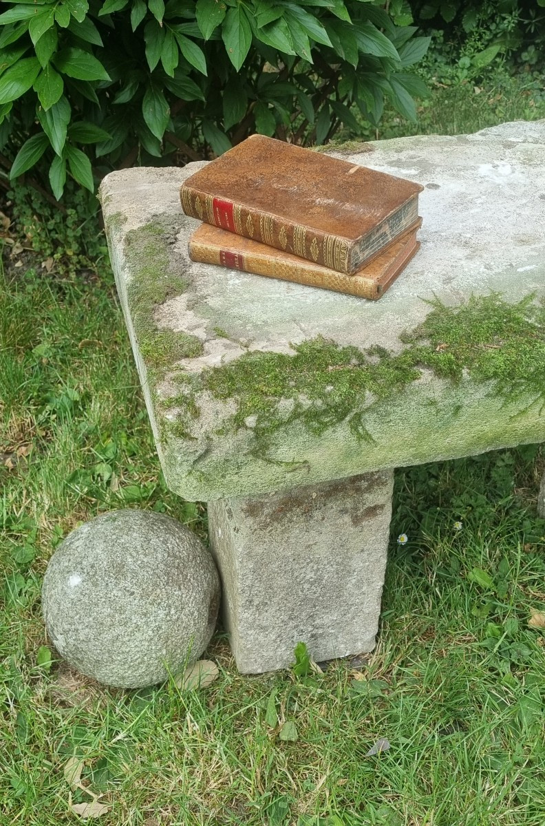 Petit Banc de Jardin en Pierre....-photo-1