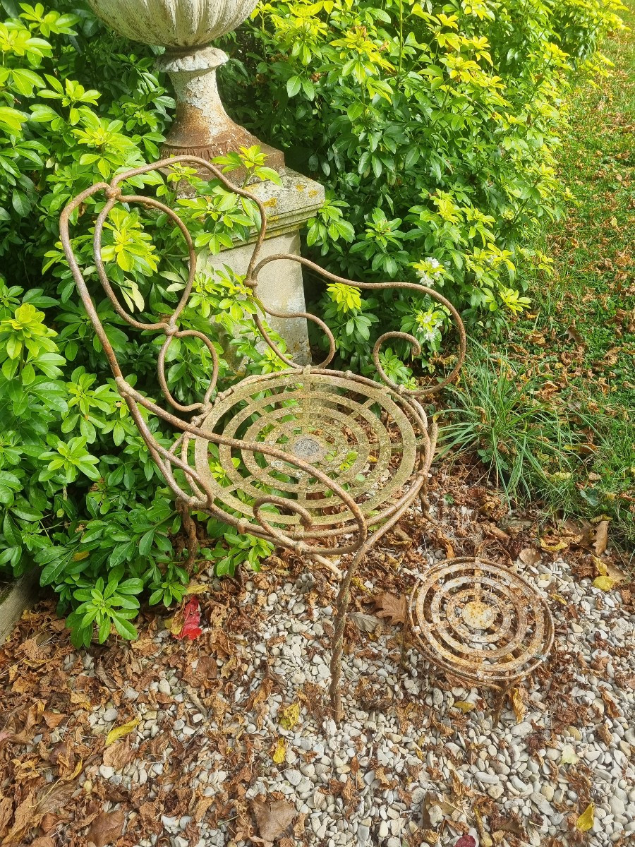 Twisted Iron Garden Armchair