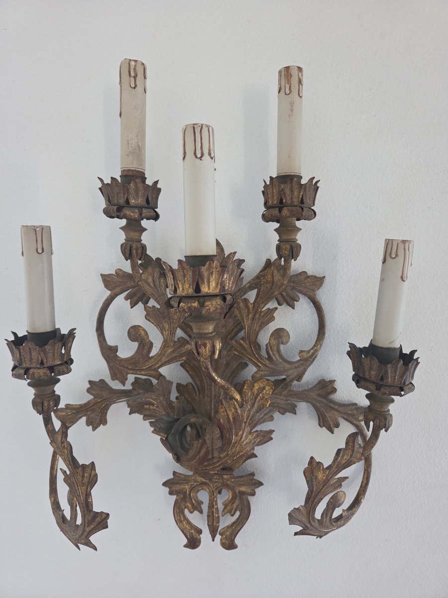 Large Gold-plated Metal Wall Sconce....