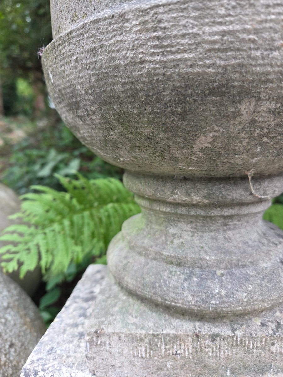 Paire de vases de Jardin en Pierre Bleue-photo-3
