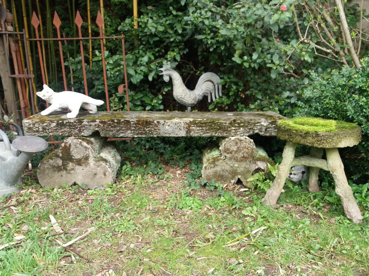 Banc De Jardin En Ciment Faux Bois....