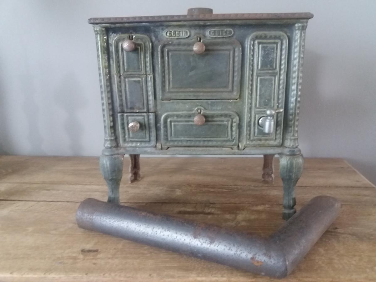 Former Godin Enamelled Cast Iron Stove ...-photo-3