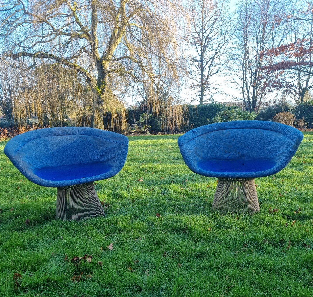 Paire De Grands Fauteuils 