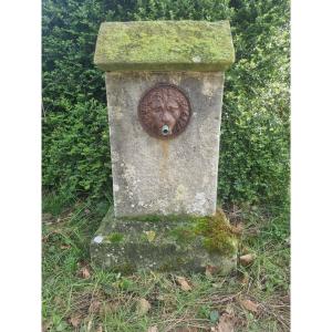  Fontaine de Jardin en pierre....