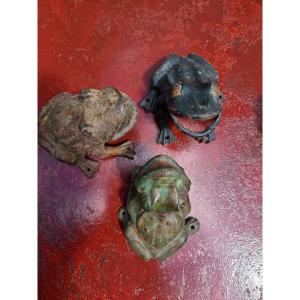 Grenouilles en Fonte de Fer