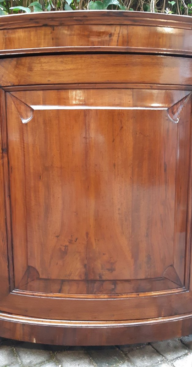 Armoire d'angle émilienne ancienne de forme ondulée-photo-2