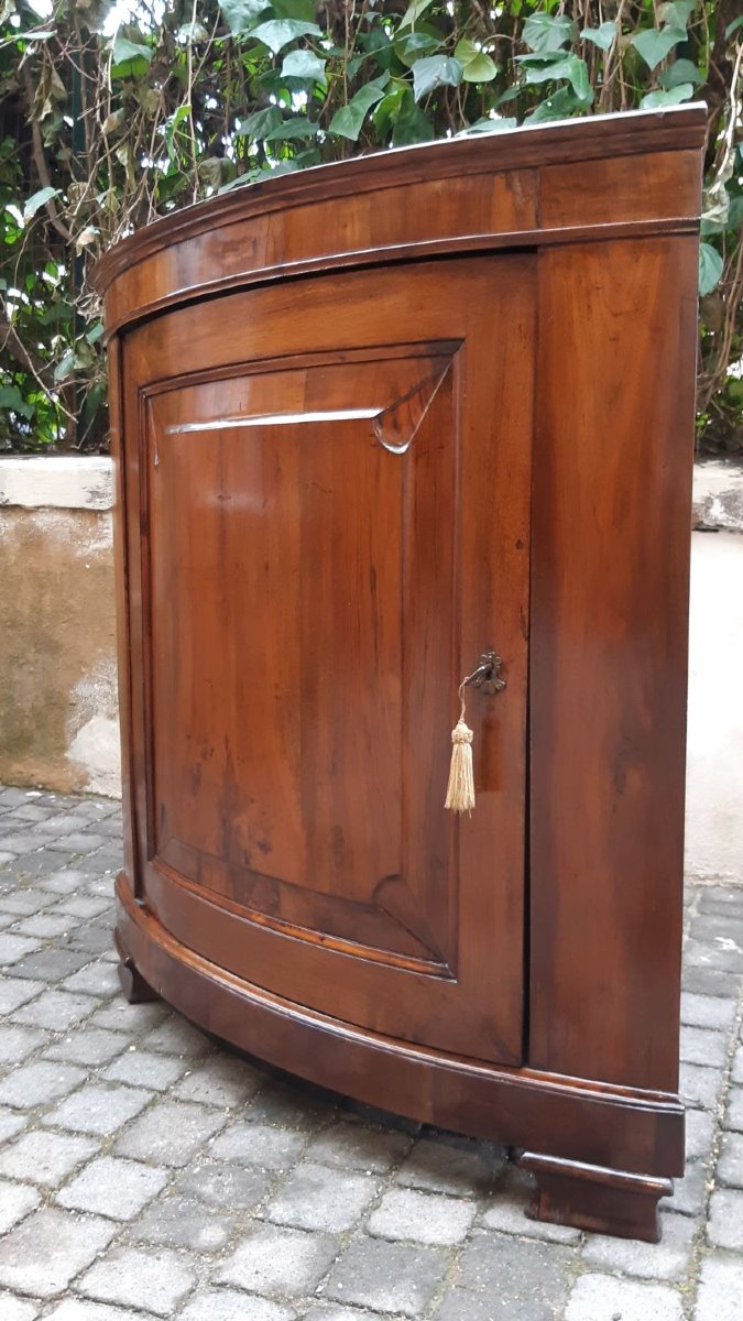 Armoire d'angle émilienne ancienne de forme ondulée-photo-5