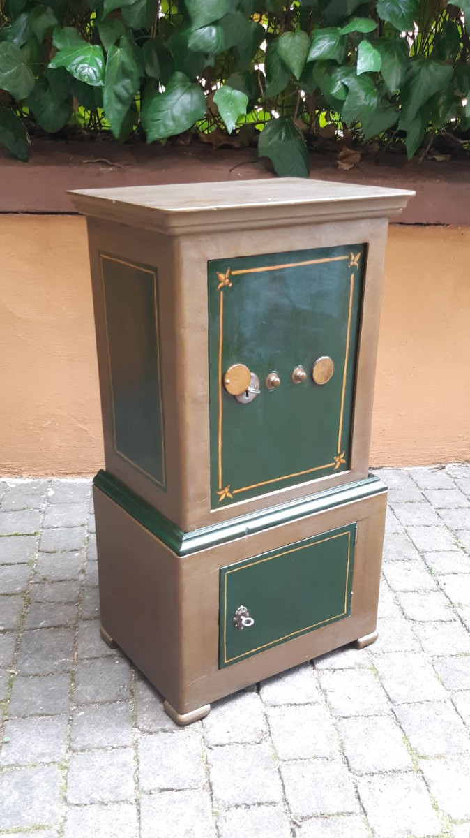 Small Antique Italian Safe With Working Combination Lock