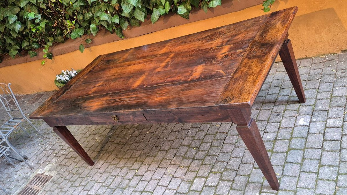Grande table piémontaise ancienne aux pieds fuselés-photo-2