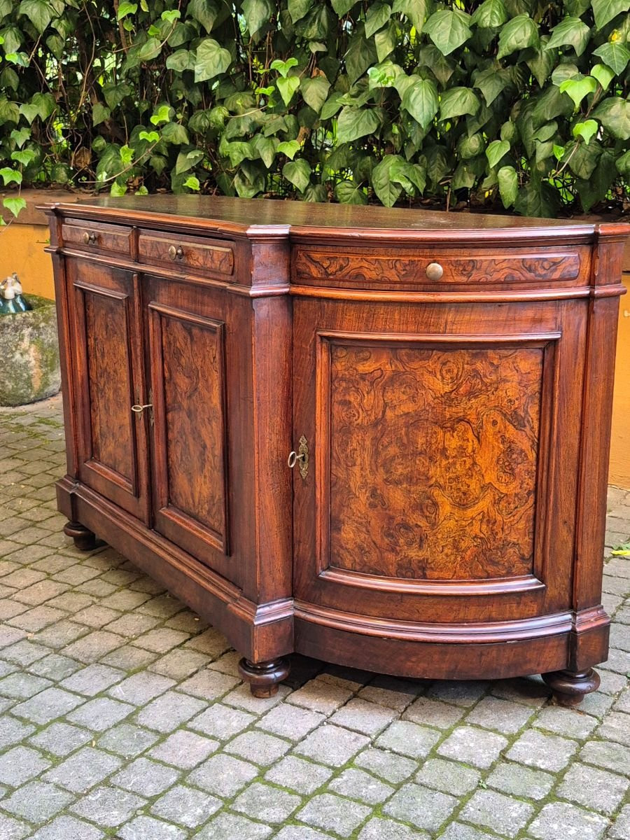 Antique 4-door Sideboard With Wavy Edges-photo-4