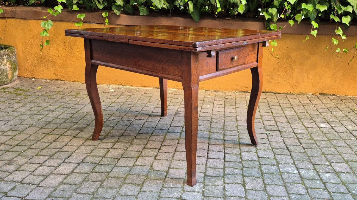 Antique Extendable Table With Curved Legs-photo-4