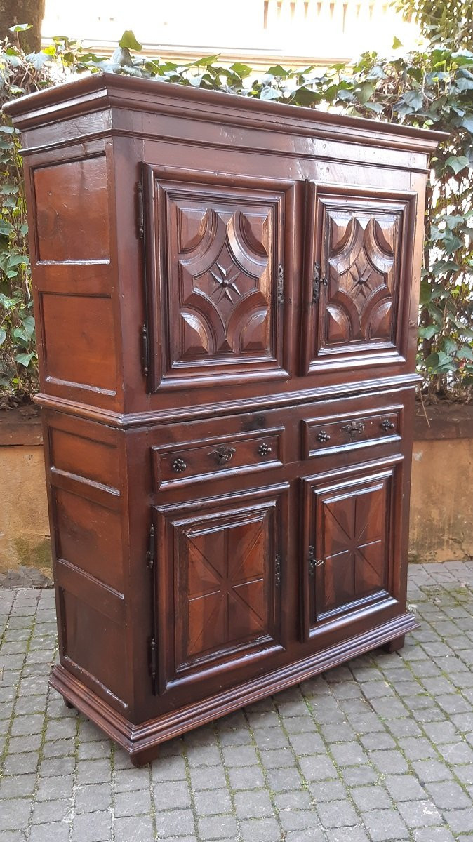 Antique 17th Century Double-body Walnut Sideboard-photo-2