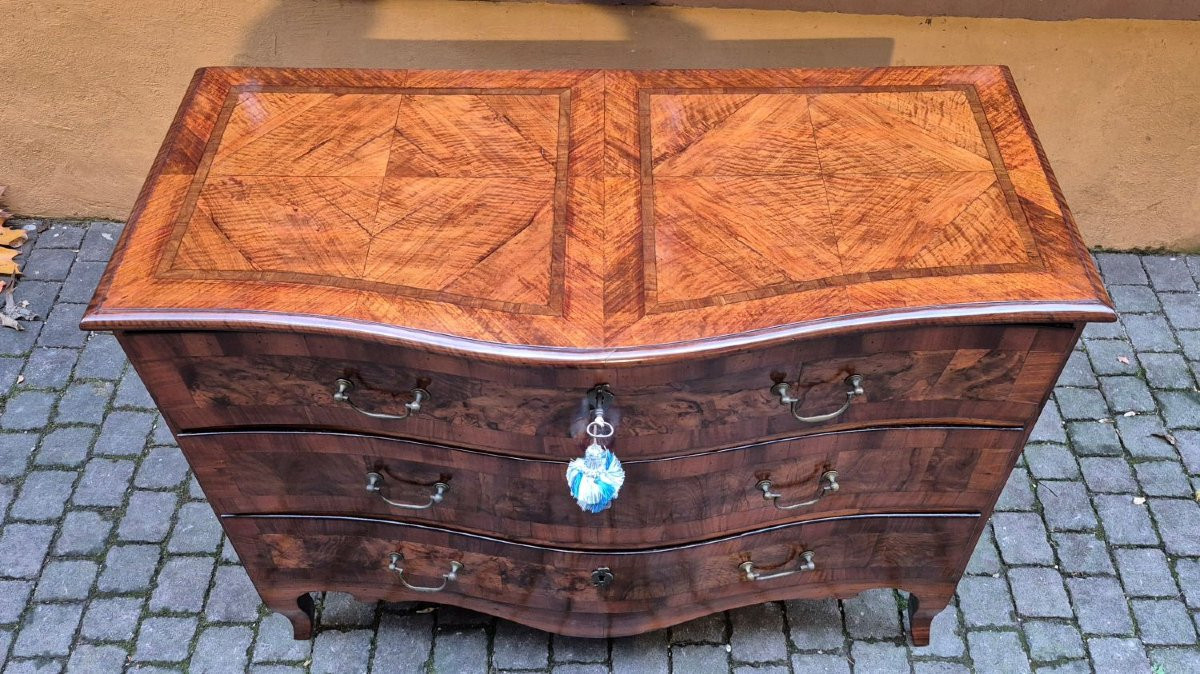 Antique Louis XV Emilian Chest Of Drawers From The 18th Century-photo-2
