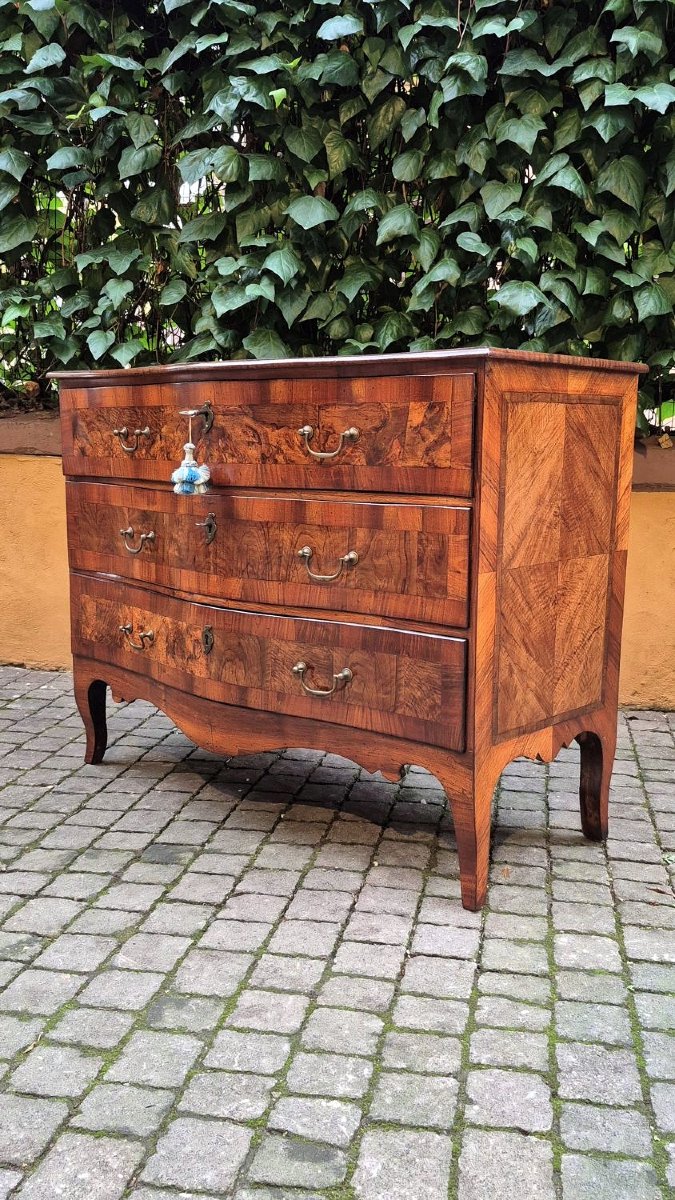 Antique Louis XV Emilian Chest Of Drawers From The 18th Century-photo-4