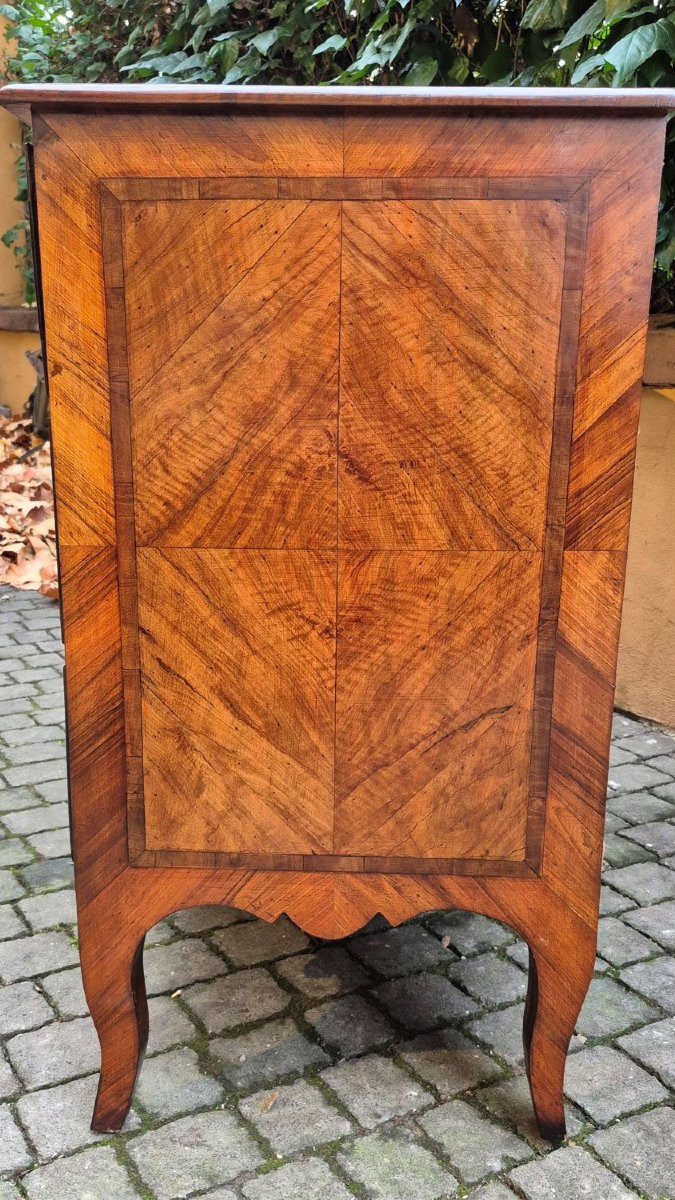 Antique Louis XV Emilian Chest Of Drawers From The 18th Century-photo-4