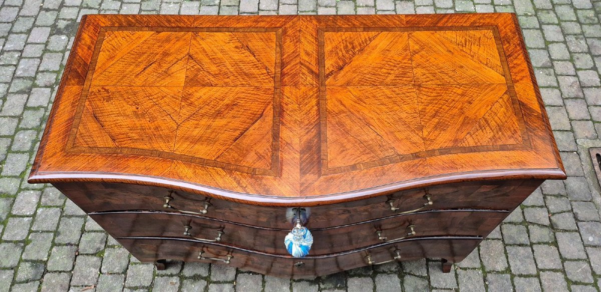 Antique Louis XV Emilian Chest Of Drawers From The 18th Century-photo-8