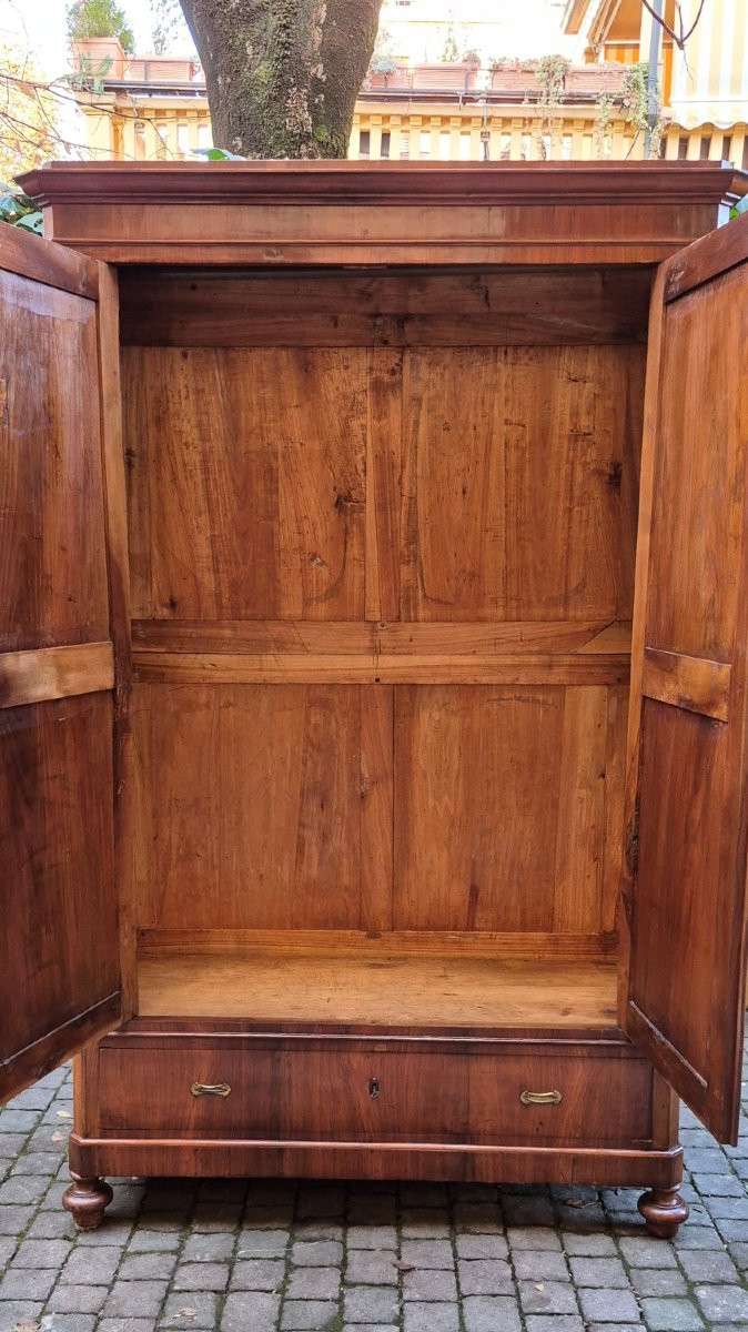 Petit buffet ancien en placage de noyer d'Émilie-photo-3