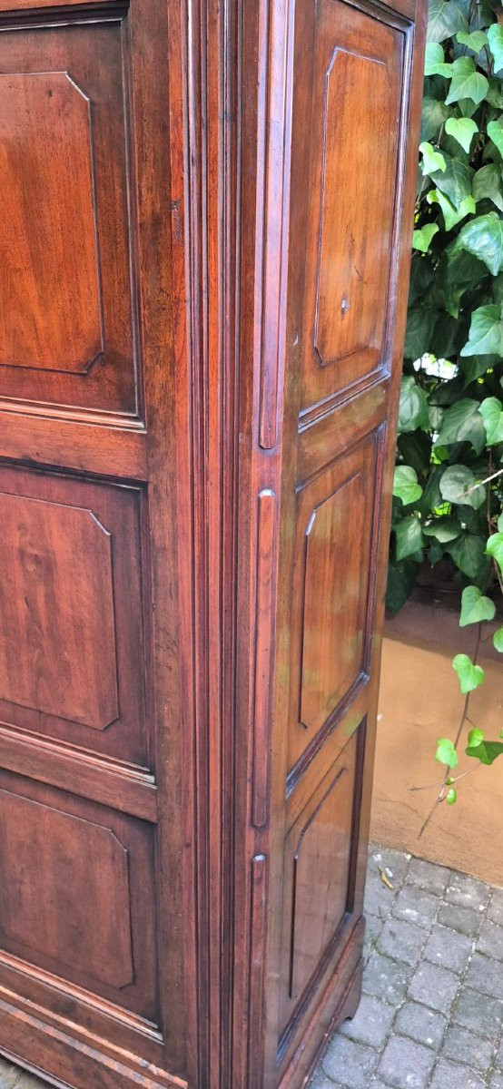 Antique Emilian Walnut Paneled Sideboard-photo-2