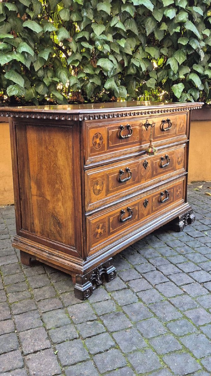 Antique Venetian Chest Of Drawers From The 17th Century With Inlays-photo-2