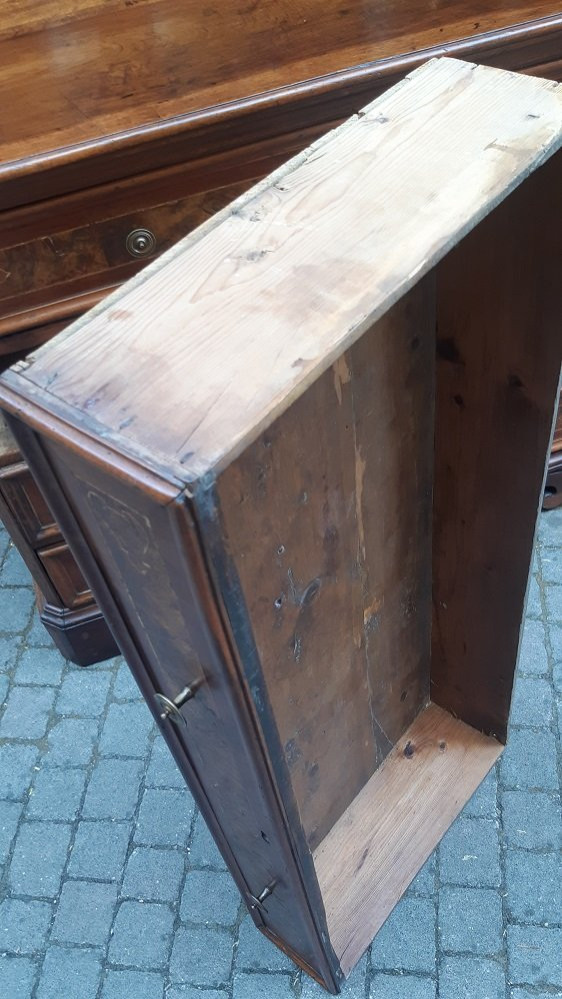 Commode lombarde, plaquée et incrustée-photo-4