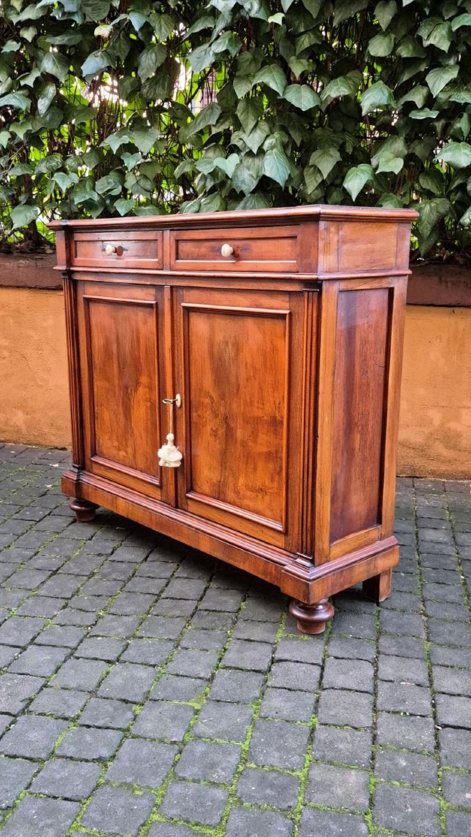 Antique Narrow Emilian Walnut Sideboard For Entrance Hall-photo-4